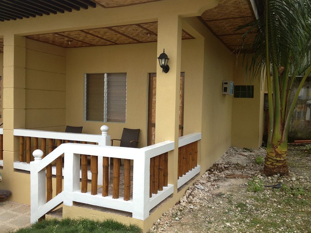 Moalboal Beach Resort Alcantara  Ngoại thất bức ảnh