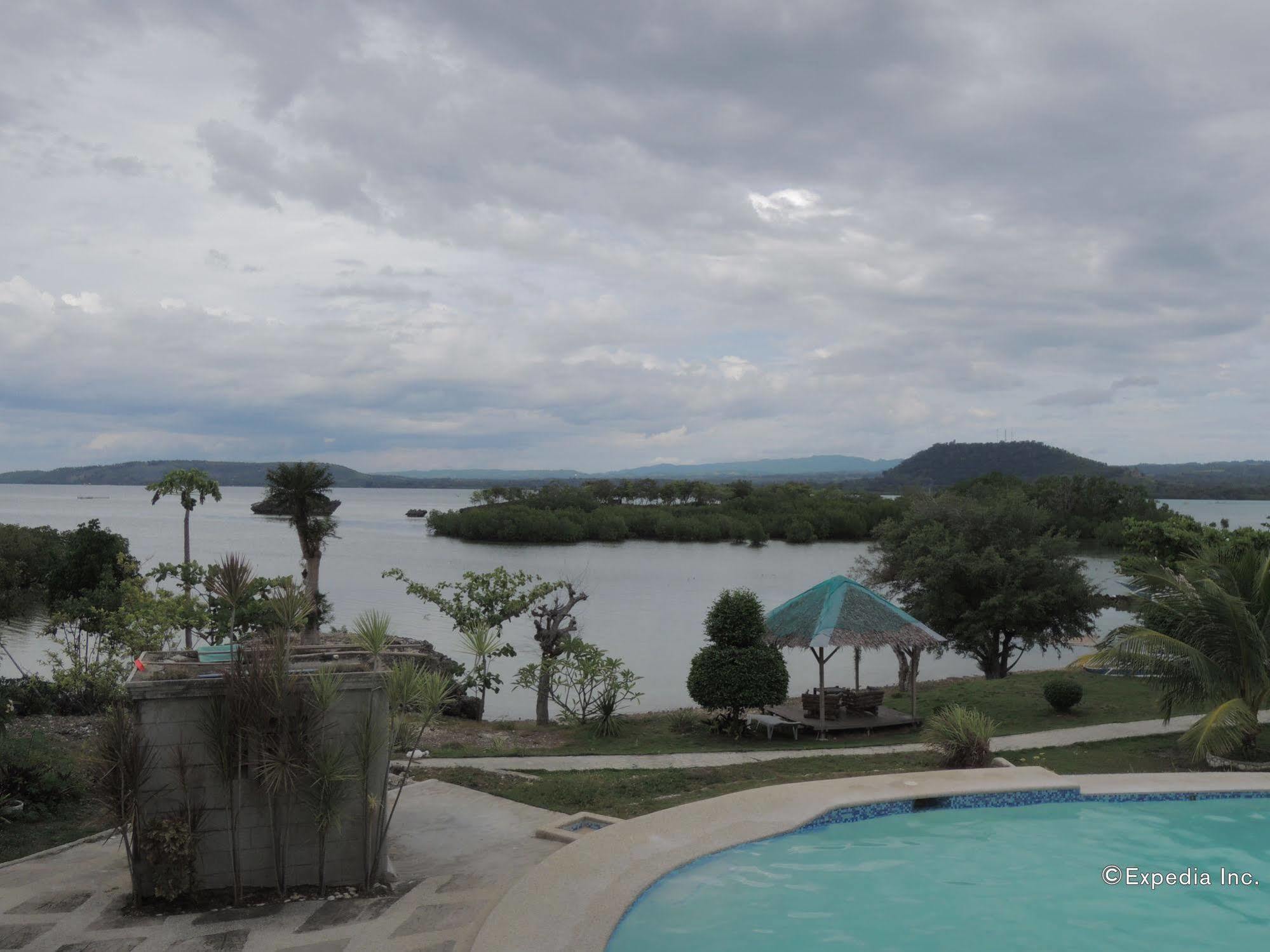 Moalboal Beach Resort Alcantara  Ngoại thất bức ảnh
